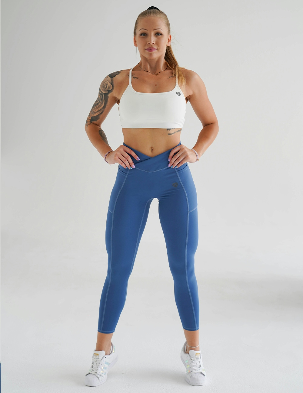 Legginsy Sportowe V-Scrunch Granatowe - Gymhero