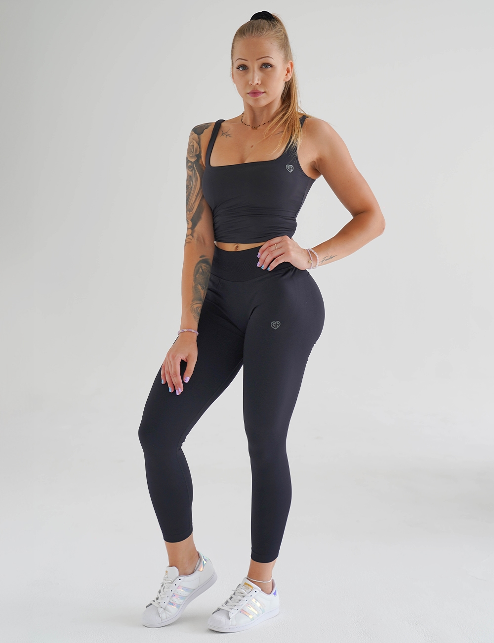 Legginsy Bezszwowe Scrunch 2.0 Czarne - Gymhero